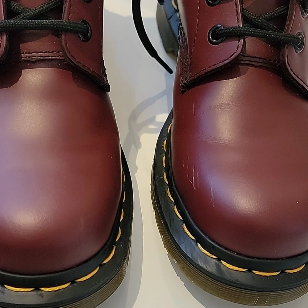 Dr. Martens 1460 Lace up Boots Burgundy Sz: 6 US - Picture 13 of 13
